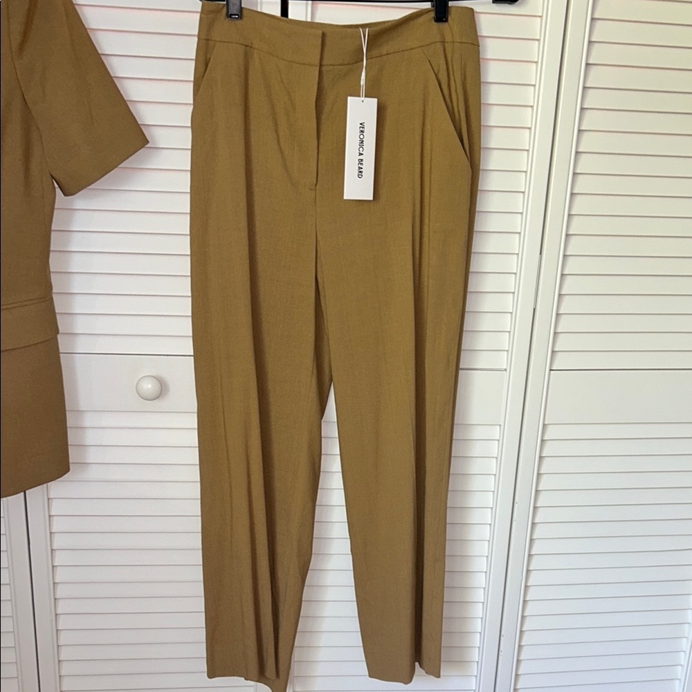 Veronica Beard Women's Khaki Pants Size 6
